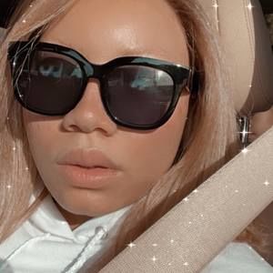 Meet your Posher, Tyajah